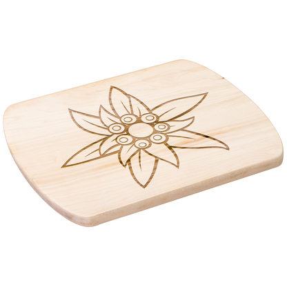Alpine-inspired Edelweiss cutting board, perfect for Swiss kitchen decor