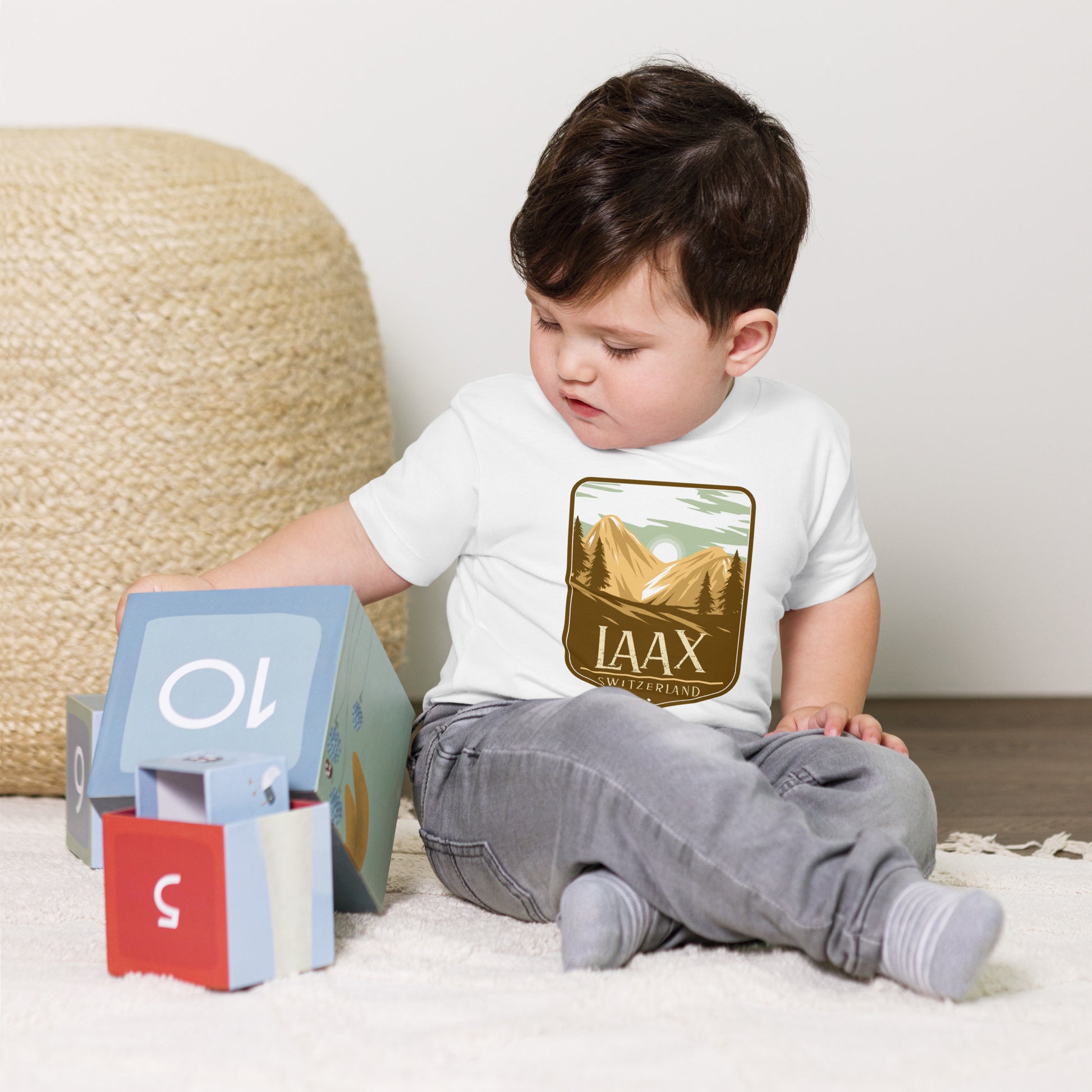 Cute baby t-shirt for mountain lovers – Laax Switzerland